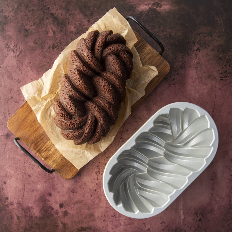 Nordic ware anniversary loaf pan sales